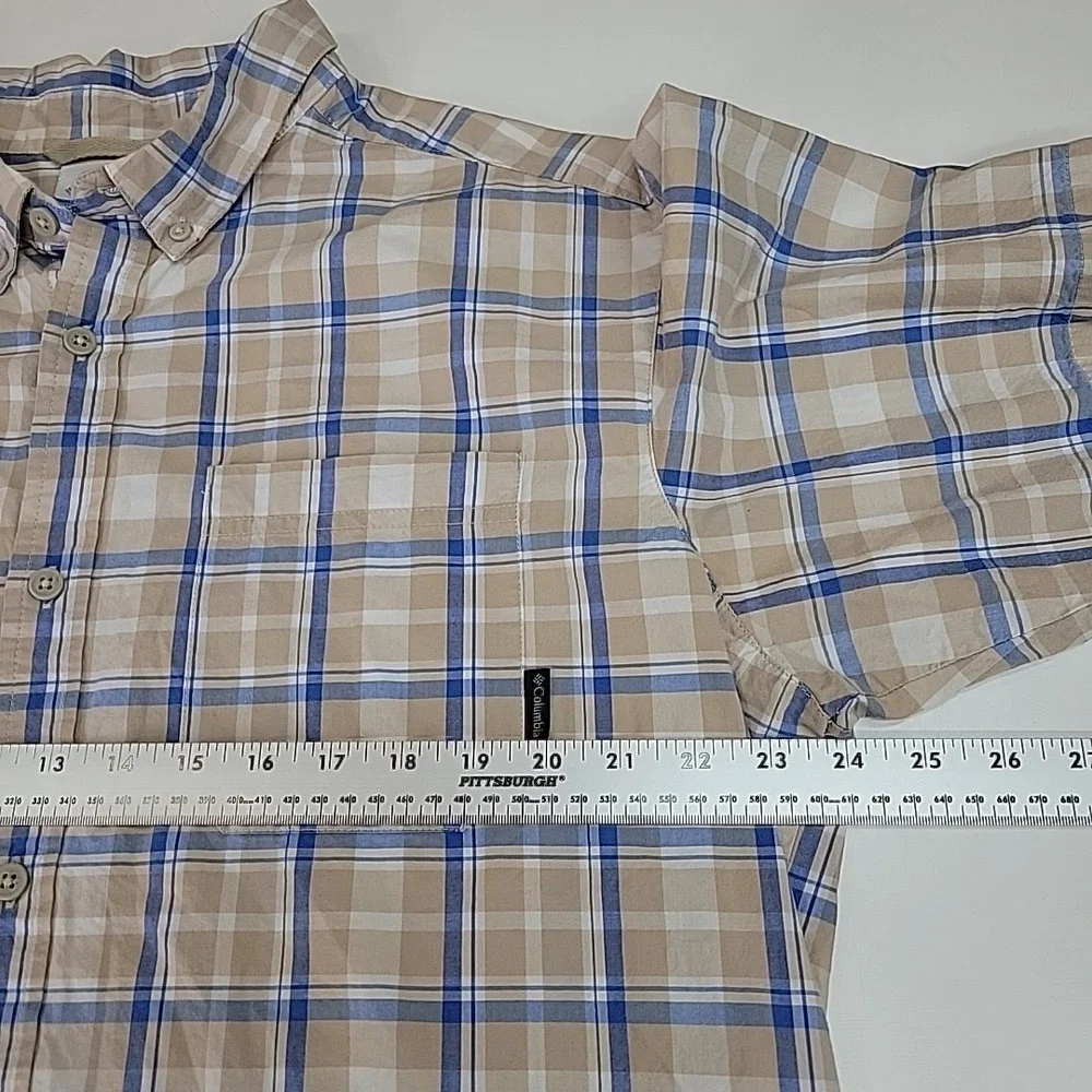 Columbia Button Up Shirt Men's XL Beige Check Short Sleeve Outdoor Casual Preppy
